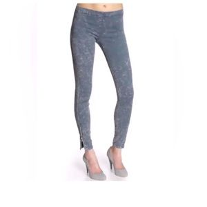 Joe’s Medium Blue/ Gray Cotton w Stretch Leggings w Cool Ankle Zipper Hardware